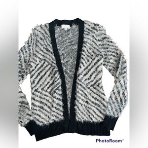 Women’s Lola wool cardigan size large cozy, soft